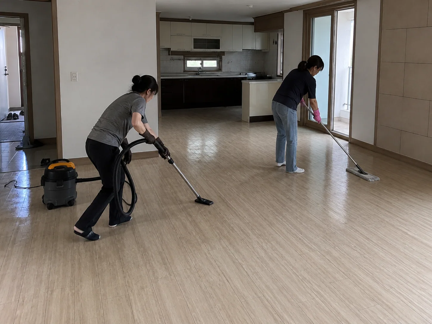 싱크대 가림막 하단 탈거 내부 생활먼지 집진